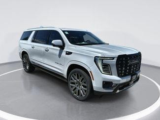 New 2026 GMC Yukon XL Denali Ultimate w/ LPO, Floor Liner Package AWD/4WD video 1