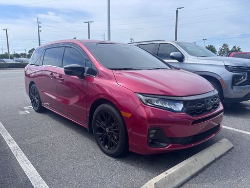 Used 2025 Honda Odyssey Sport-L image 3