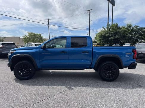 Used 2024 Chevrolet Colorado Trail Boss AWD/4WD image 6