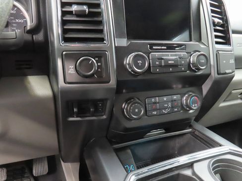 Used 2022 Ford F250 XLT w/ XLT Premium Package image 54