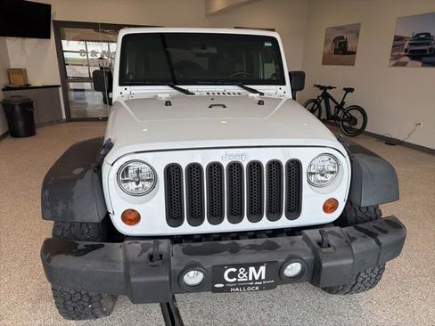 Used 2012 Jeep Wrangler Unlimited Sport AWD/4WD image 2