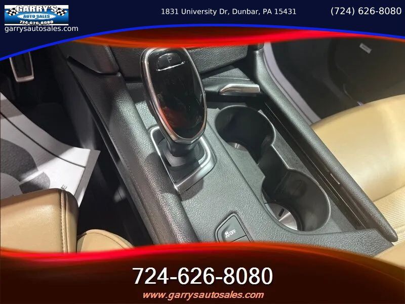 Used 2017 Cadillac XT5 Platinum AWD/4WD image 18