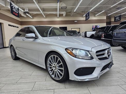 Used 2018 Mercedes-Benz C 300 Sedan image 4