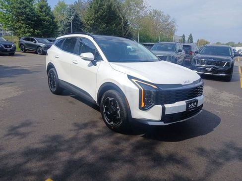 New 2026 Kia Sportage EX AWD/4WD image 1