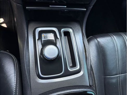 Used 2016 Chrysler 300 S RWD image 19