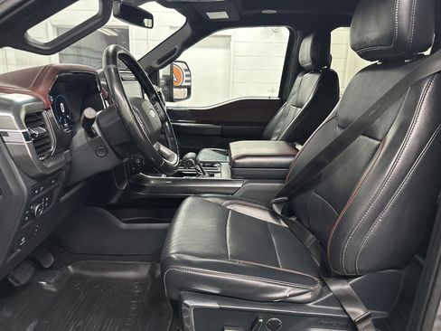 Used 2021 Ford F150 Lariat w/ Equipment Group 502A High image 19