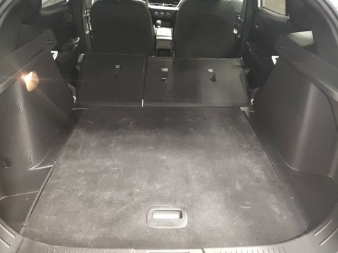 Certified 2024 Chevrolet Trax RS w/ Driver Confidence Package image 16