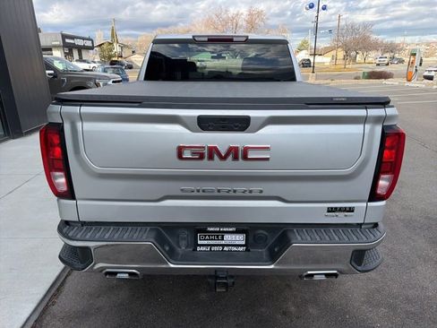 Used 2021 GMC Sierra 1500 SLE w/ X31 Off-Road Package image 7