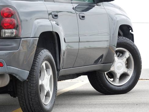 Used 2007 Chevrolet TrailBlazer LS w/ LS Preferred Equipment Group AWD/4WD image 24