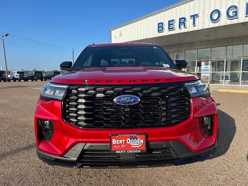 New 2026 Ford Explorer ST-Line RWD image 2