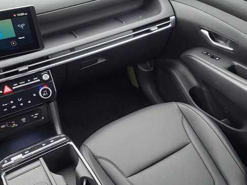 New 2025 Hyundai Tucson SEL image 8