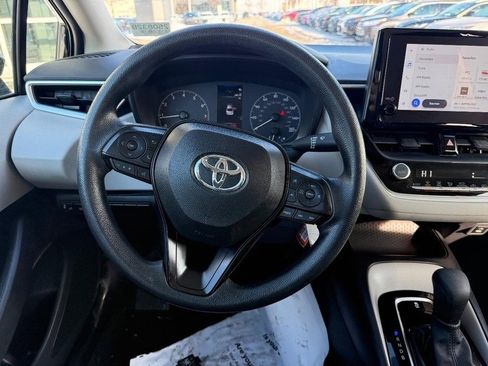 Used 2024 Toyota Corolla LE image 14