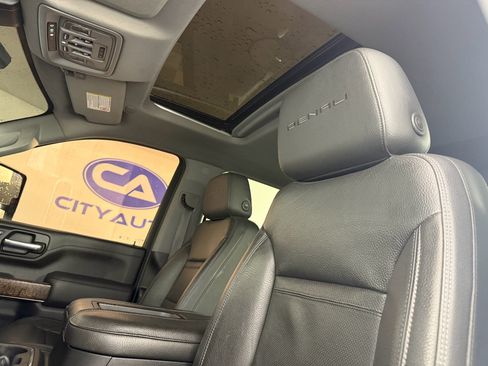 Used 2020 GMC Sierra 3500 Denali w/ Denali Ultimate Package image 22