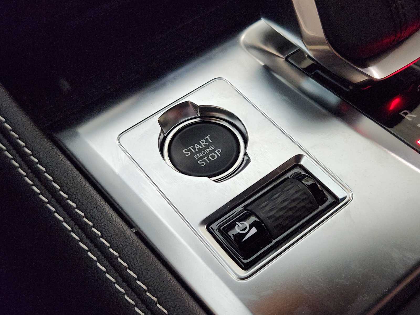 New 2026 Jaguar F-PACE R-Dynamic S AWD/4WD image 21