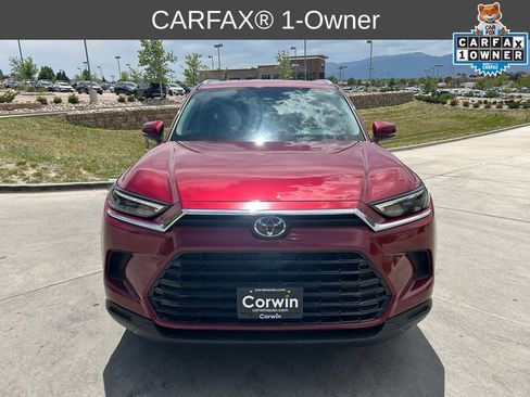Used 2022 Toyota RAV4 XSE AWD/4WD image 2