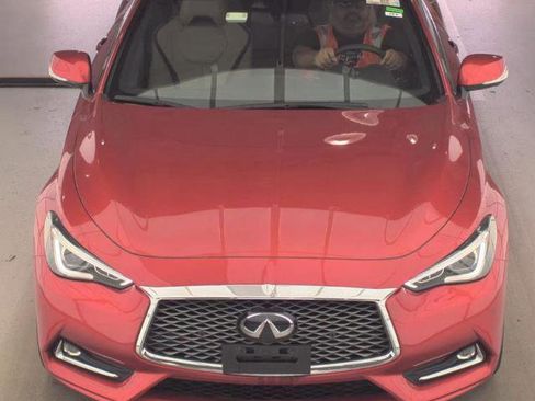 Used 2022 INFINITI Q60 3.0t Luxe w/ Essential Package image 2