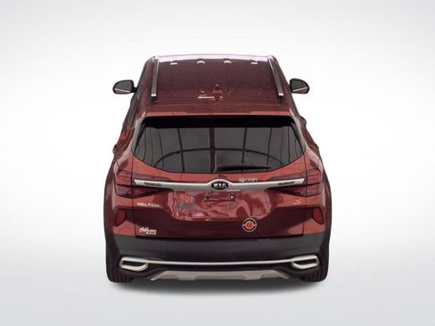 Used 2021 Kia Seltos S AWD/4WD image 2