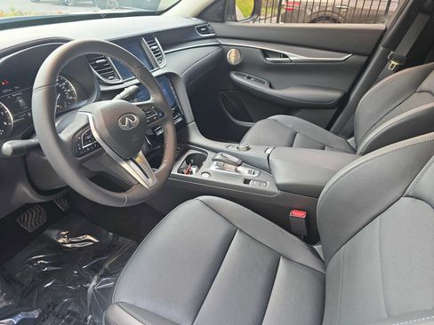 Used 2024 INFINITI QX50 Luxe FWD image 17