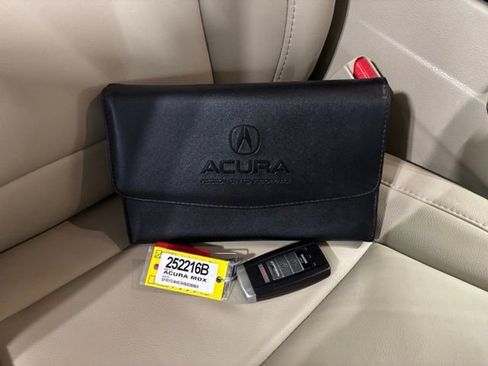 Used 2017 Acura MDX SH-AWD w/ Technology Package image 27