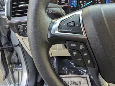 Used 2022 Ford Edge Titanium w/ Equipment Group 301A image 10