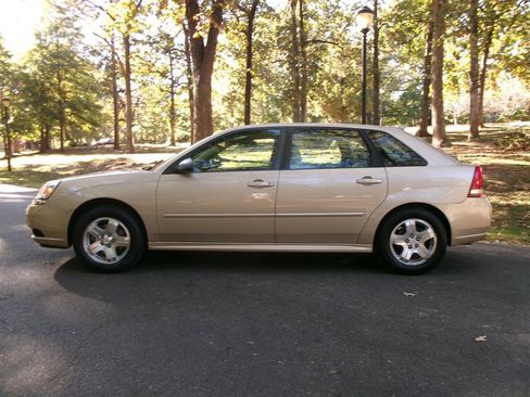 Used 2005 Chevrolet Malibu LT image 8