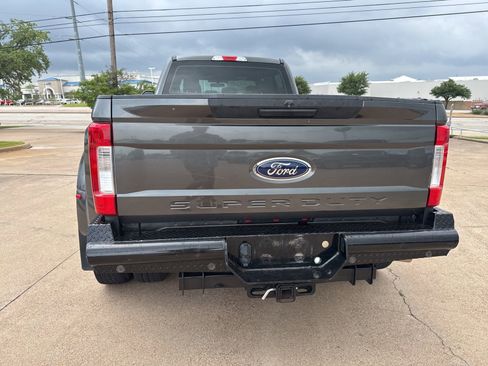 Used 2017 Ford F350 XL w/ STX Appearance Package AWD/4WD image 6