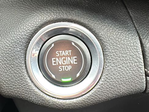 Used 2023 Buick Envision Essence w/ Sport Touring Package AWD/4WD image 19