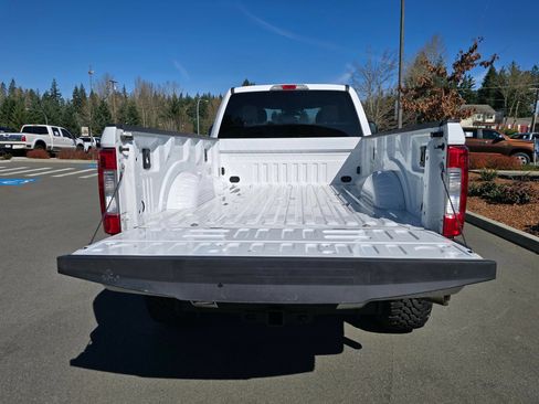Used 2019 Ford F350 XLT AWD/4WD image 10