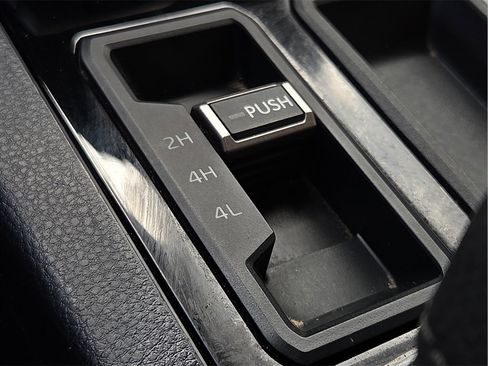 Used 2024 Toyota Tundra SR image 23