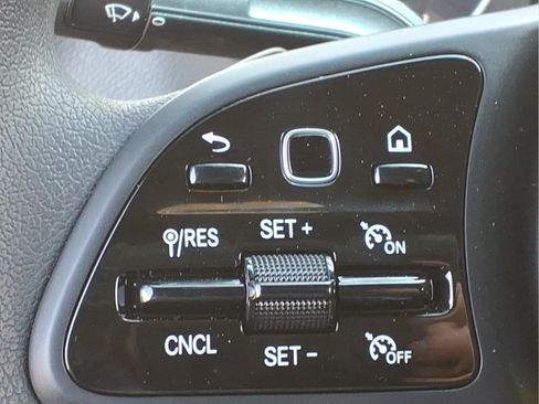 Used 2024 Mercedes-Benz Sprinter 2500 image 28