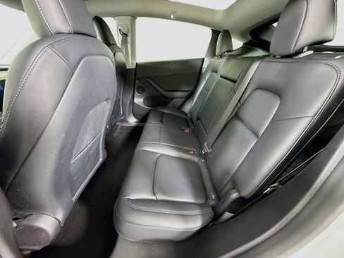 Used 2022 Tesla Model Y Performance AWD/4WD image 24