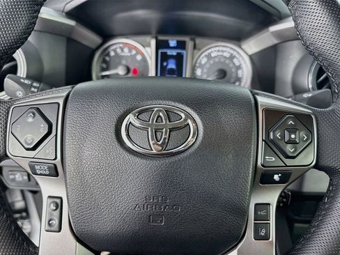 Used 2022 Toyota Tacoma SR5 w/ SR5 Appearance Package (SM) RWD image 16