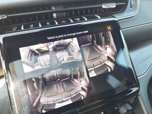 Used 2024 Jeep Grand Cherokee L Limited w/ Luxury Tech Group II image 27