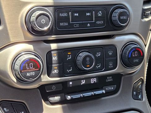 Used 2019 GMC Yukon Denali w/ Denali Ultimate Package AWD/4WD image 23