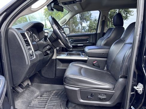 Used 2015 RAM 1500 Laramie w/ Convenience Group image 16