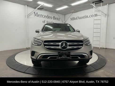 Used 2021 Mercedes-Benz GLC 300 image 2