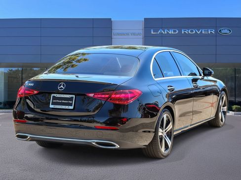 Used 2022 Mercedes-Benz C 300 Sedan image 4