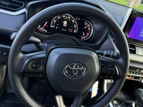 Certified 2025 Toyota RAV4 LE image 20