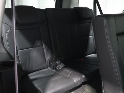 Used 2015 Chevrolet Suburban LT AWD/4WD image 25