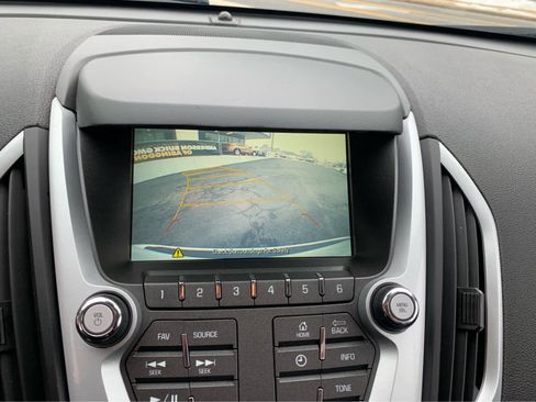 Used 2016 GMC Terrain SLE image 17