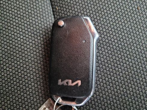 Used 2024 Kia Forte LX FWD image 32