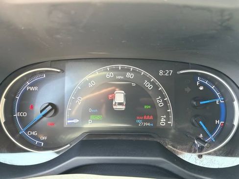 Used 2025 Toyota RAV4 XLE w/ Convenience Package AWD/4WD image 15