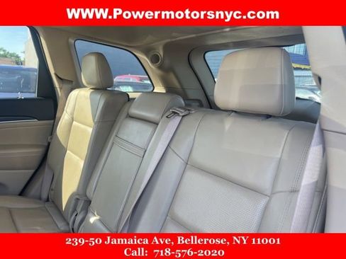 Used 2021 Jeep Grand Cherokee Limited w/ Luxury Group II image 28