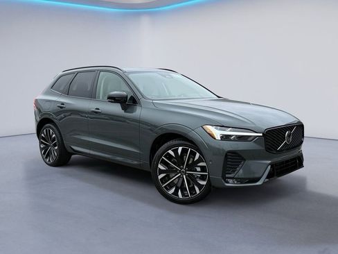 New 2026 Volvo XC60 B5 Ultra w/ Protection Package Premier image 2