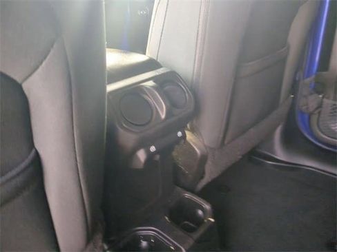 Used 2019 Jeep Wrangler Unlimited Sport S image 17