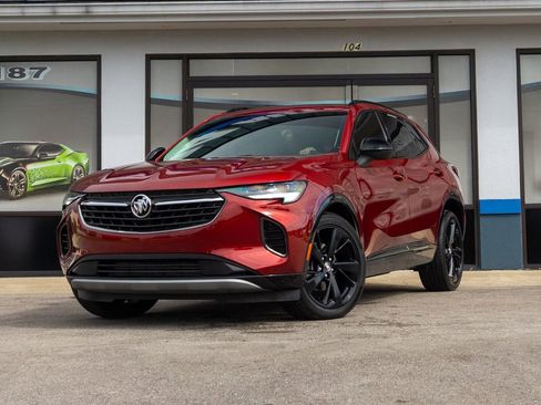 Used 2022 Buick Envision Essence w/ Sport Touring Package image 11