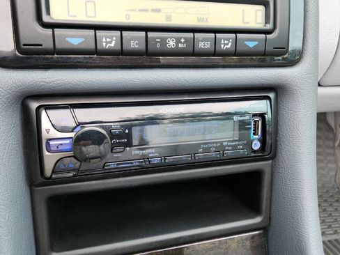 Used 2001 Mercedes-Benz CLK 430 Cabriolet image 39