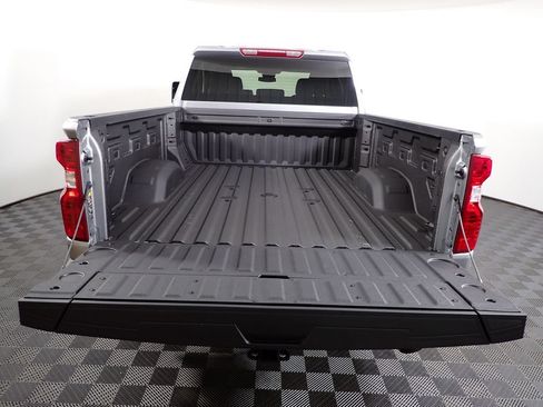 Used 2026 Chevrolet Silverado 2500 Custom w/ Custom Convenience Package AWD/4WD image 16