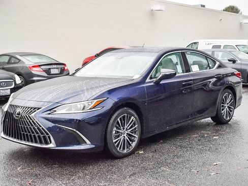 New 2025 Lexus ES 350 w/ Premium Package image 3