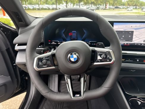 New 2026 BMW 530i xDrive w/ Executive Package image 18